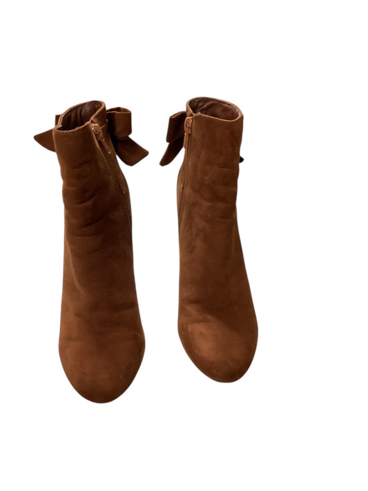 Boots Ankle Heels By Clothes Mentor In Tan, Size:7.5