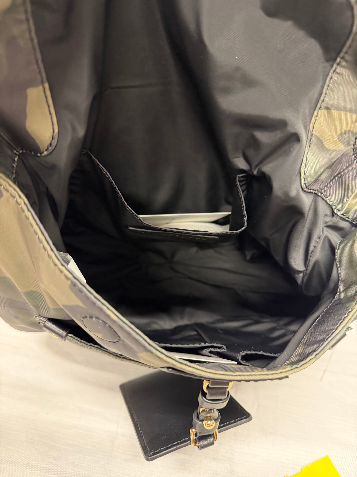 Crossbody Designer By Marc By Marc Jacobs In Camouflage Print, Size:Medium