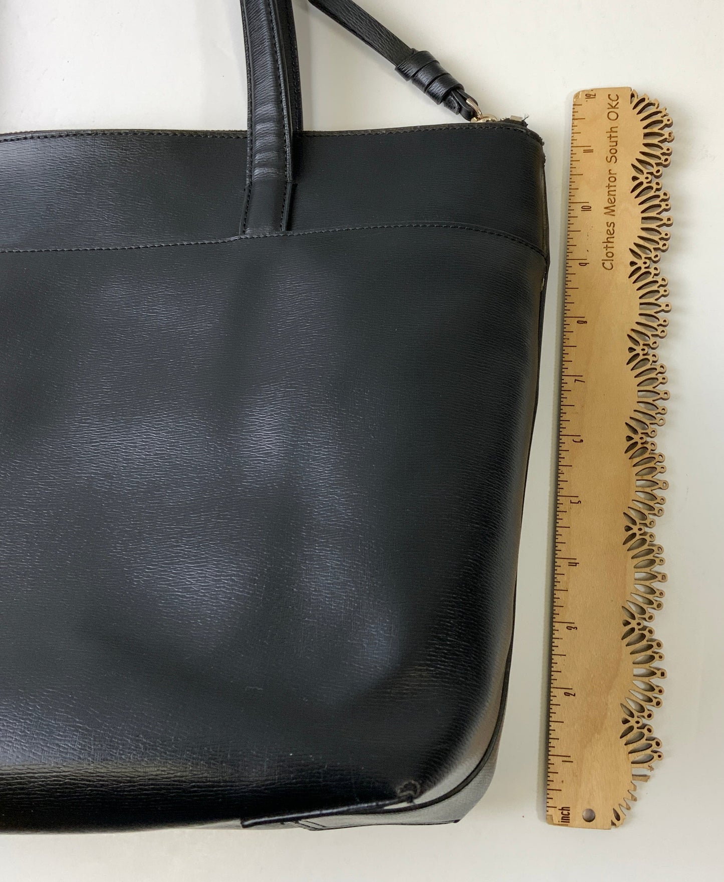 Handbag Designer By Kate Spade In Black, Size:Large