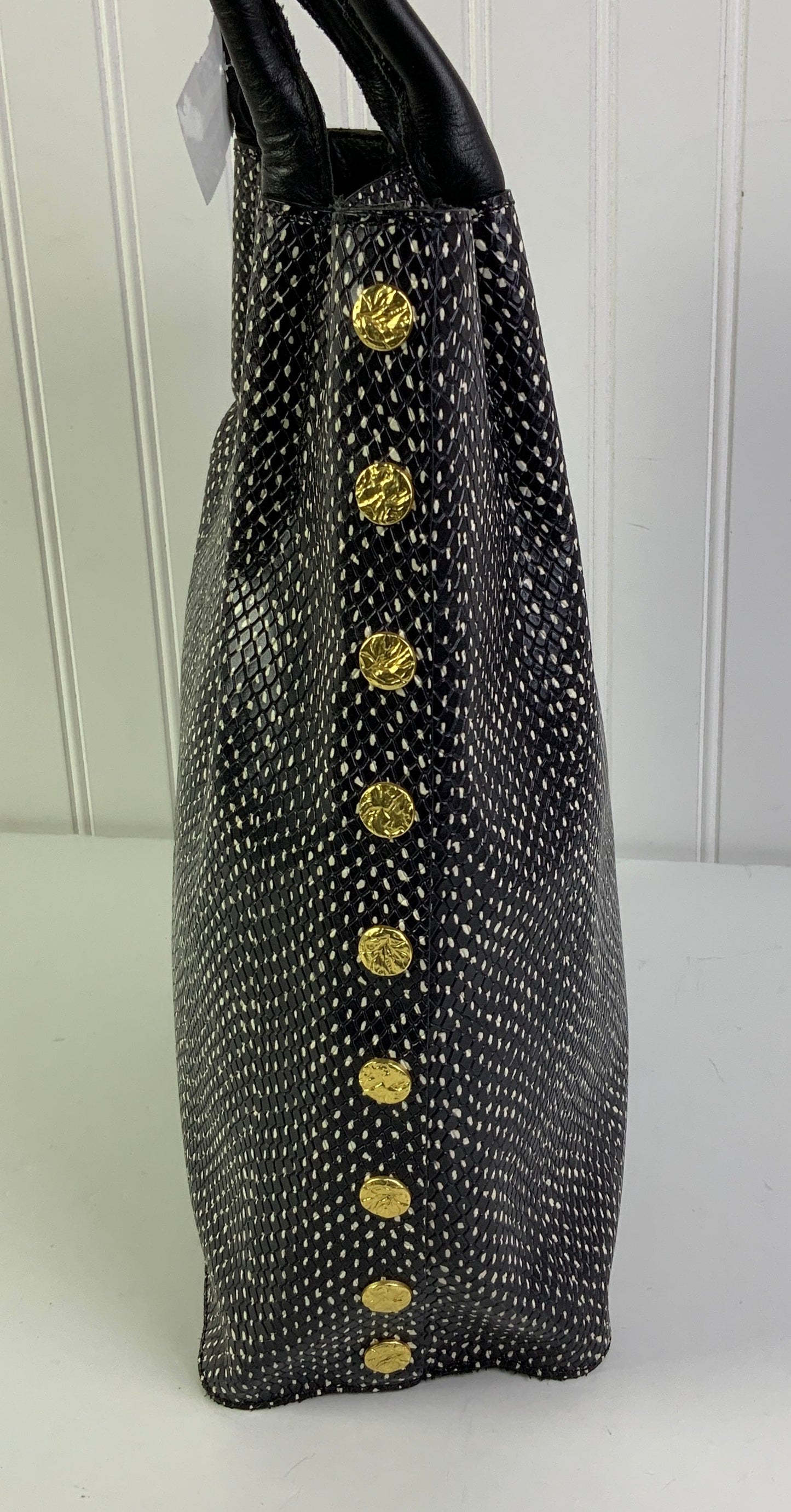 Handbag By Hammitt, Size: Medium