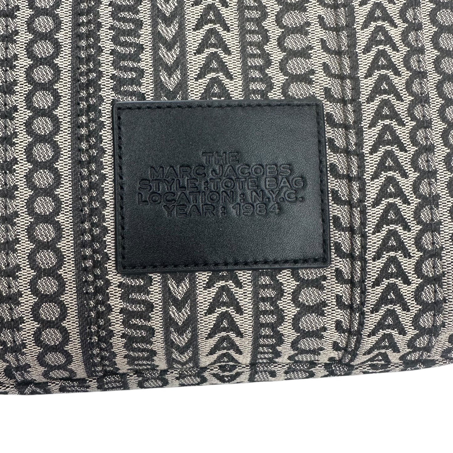 Handbag Designer By Marc Jacobs In Grey, Size:Small