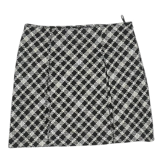 Skirt Designer By Karl Lagerfeld In Black & White, Size:14