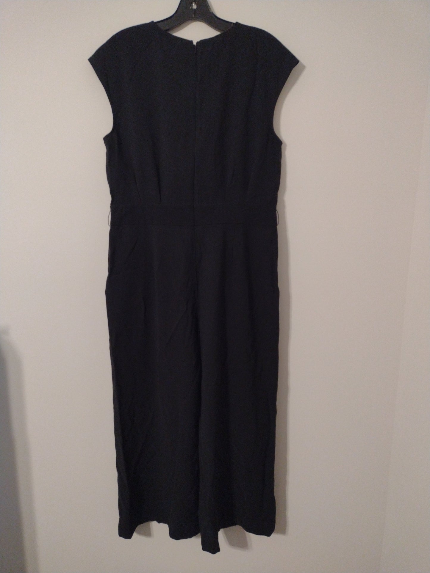 Jumpsuit By Halogen  Size: Petite   Xl
