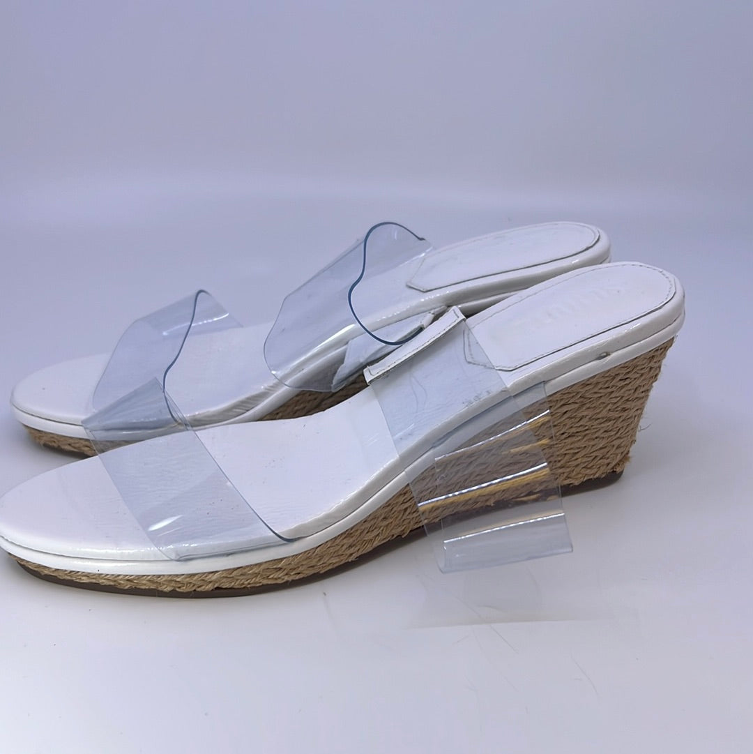 Sandals Designer By Cma  Size: 8.5