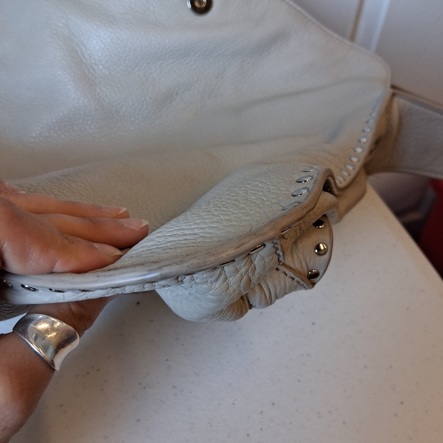 Handbag Designer By Michael Kors In Cream, Size:Large