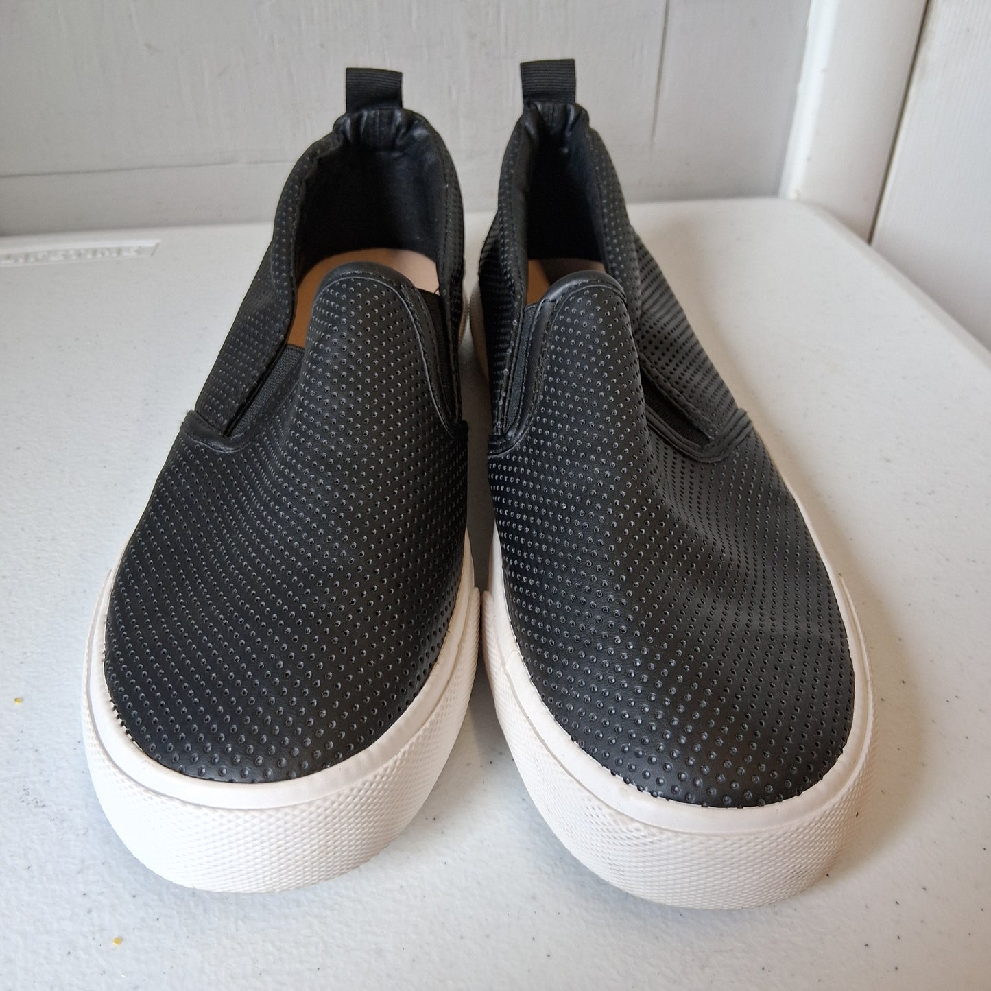 Shoes Flats By Tommy Bahama In Black, Size:9.5