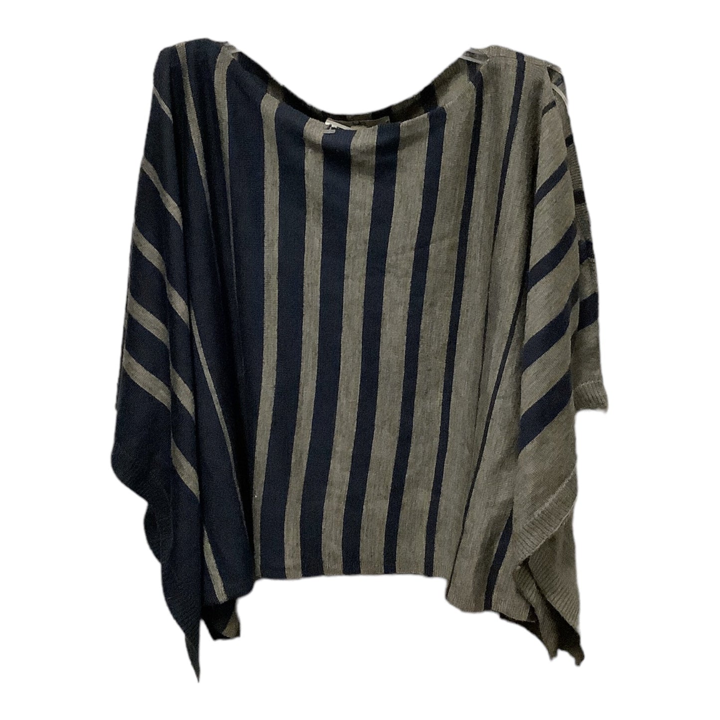 Poncho By Ya  Size: M