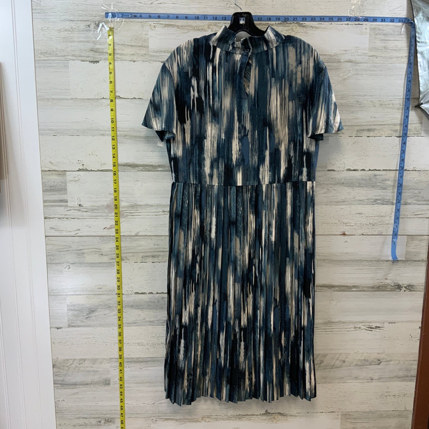 Dress Casual Midi By Nordstrom  Size: Xs