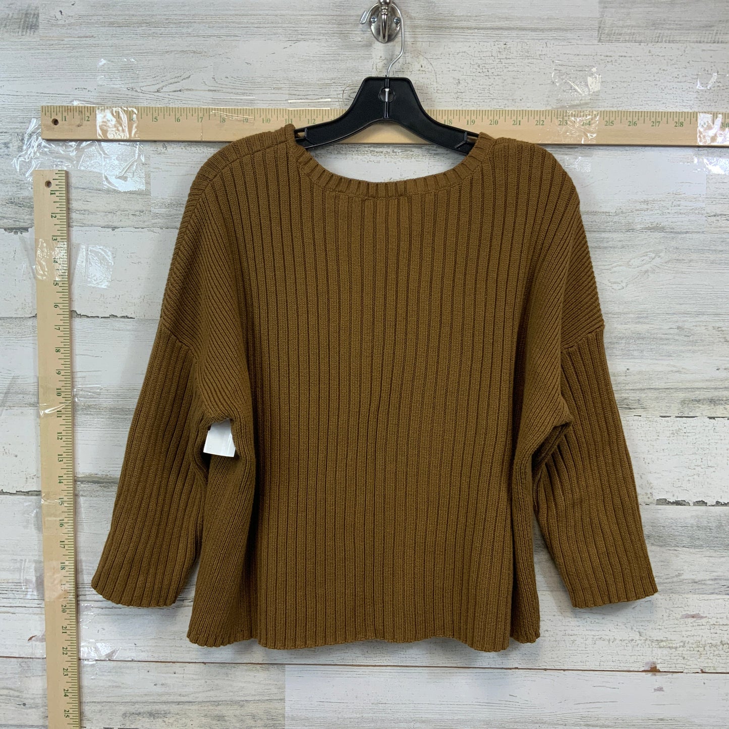 Sweater By Cabi  Size: M