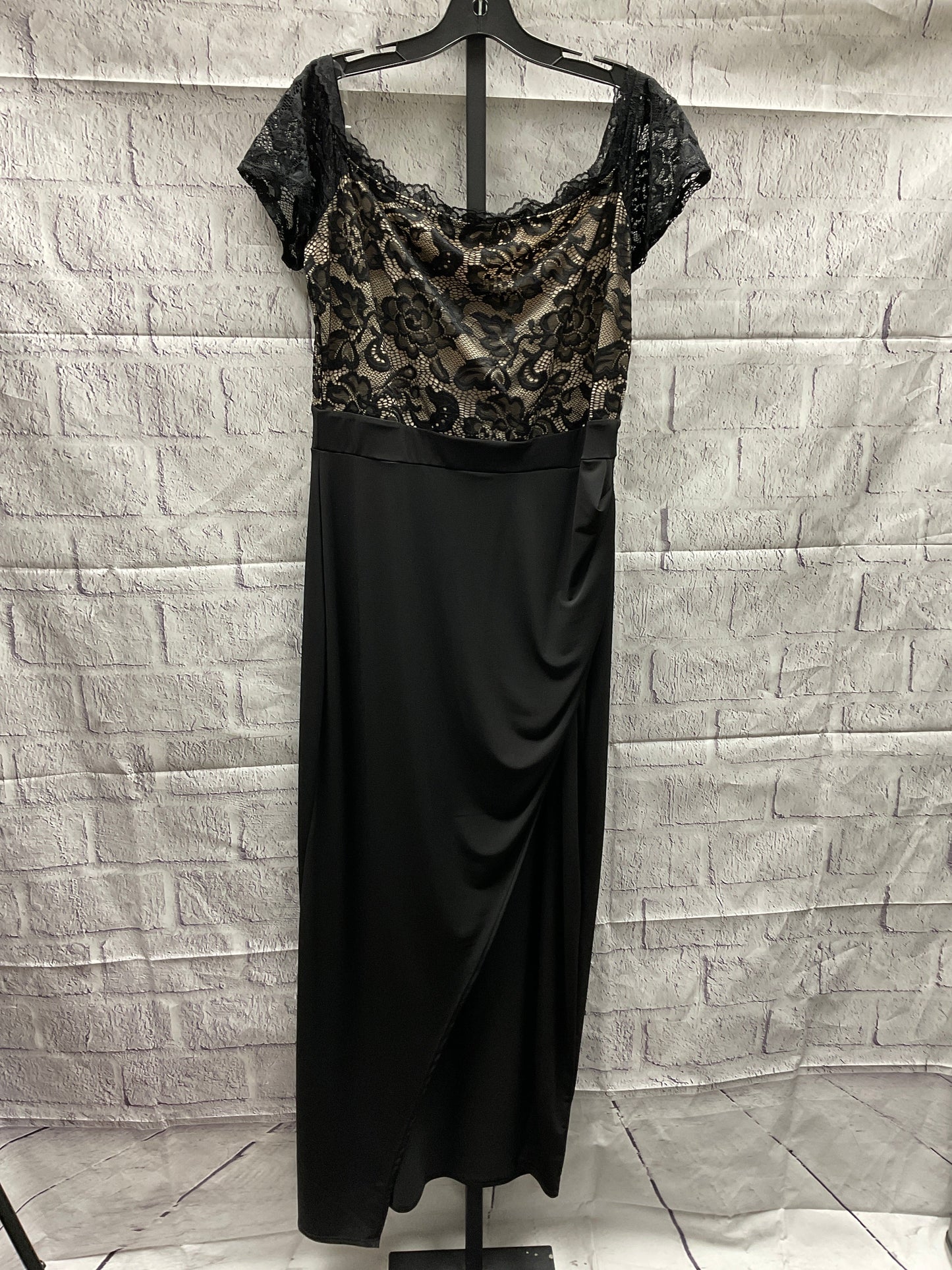 Dress Party Long By Clothes Mentor  Size: 1x
