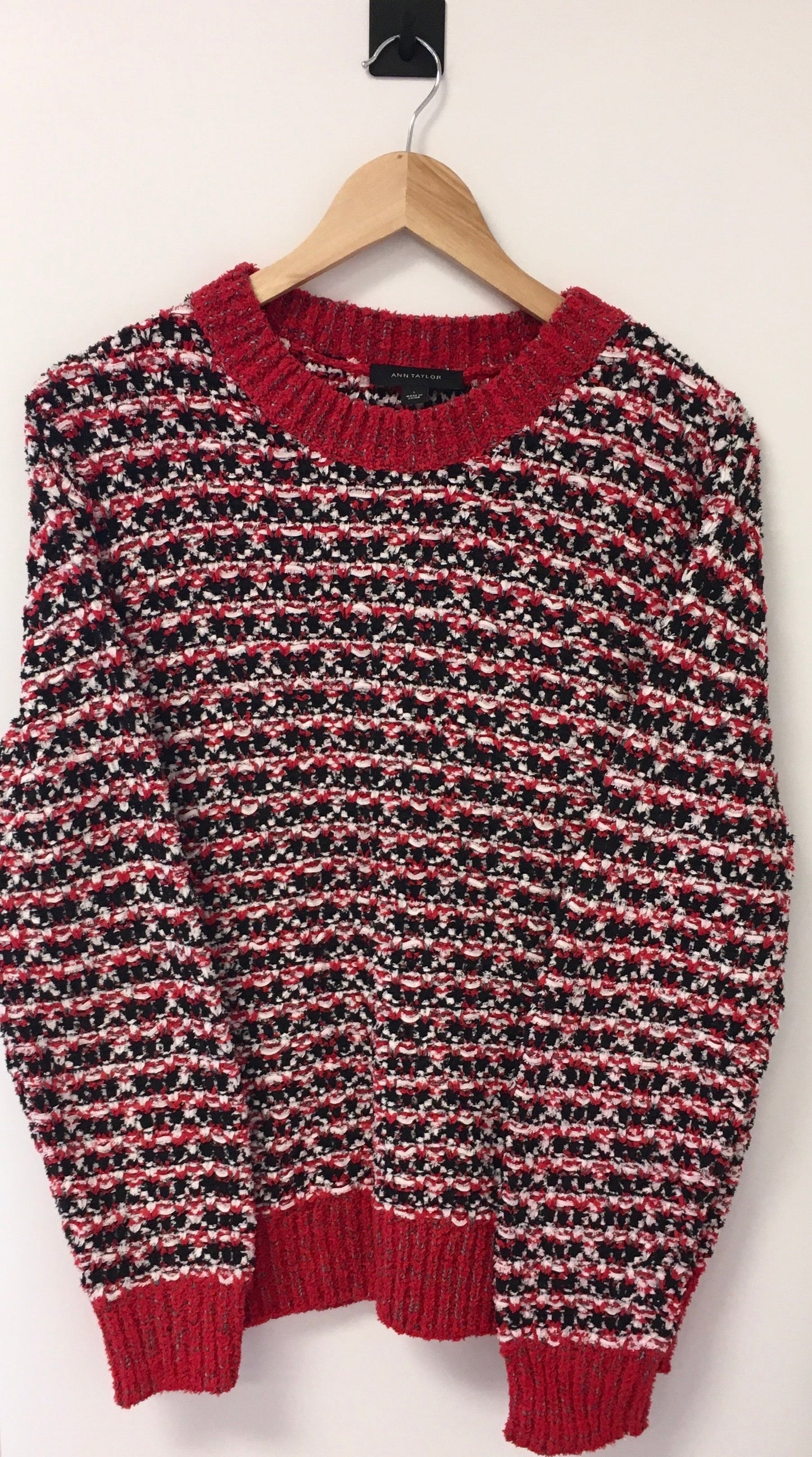 Sweater By Ann Taylor  Size: L