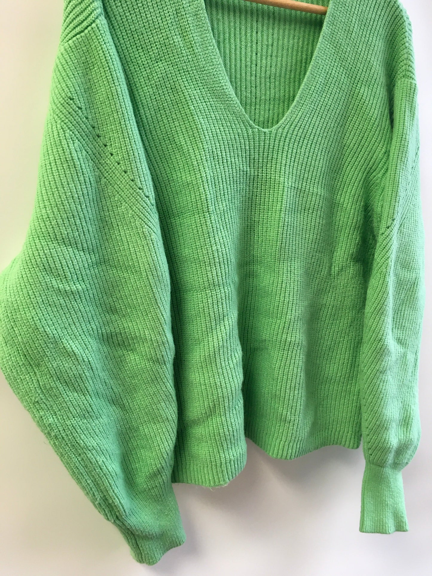 Sweater By Tahari  Size: L