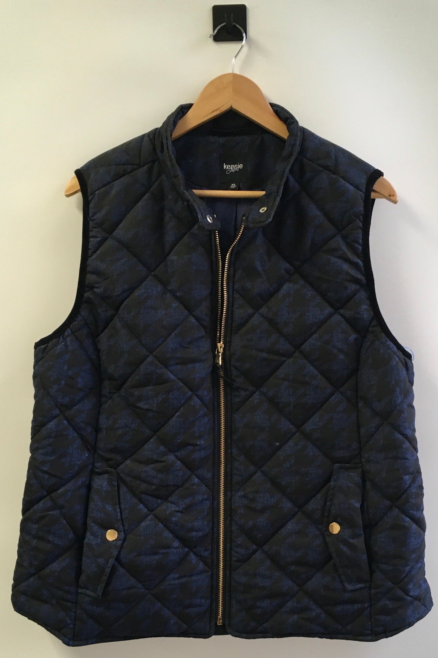 Vest Puffer & Quilted By KENSIE Size: Xl