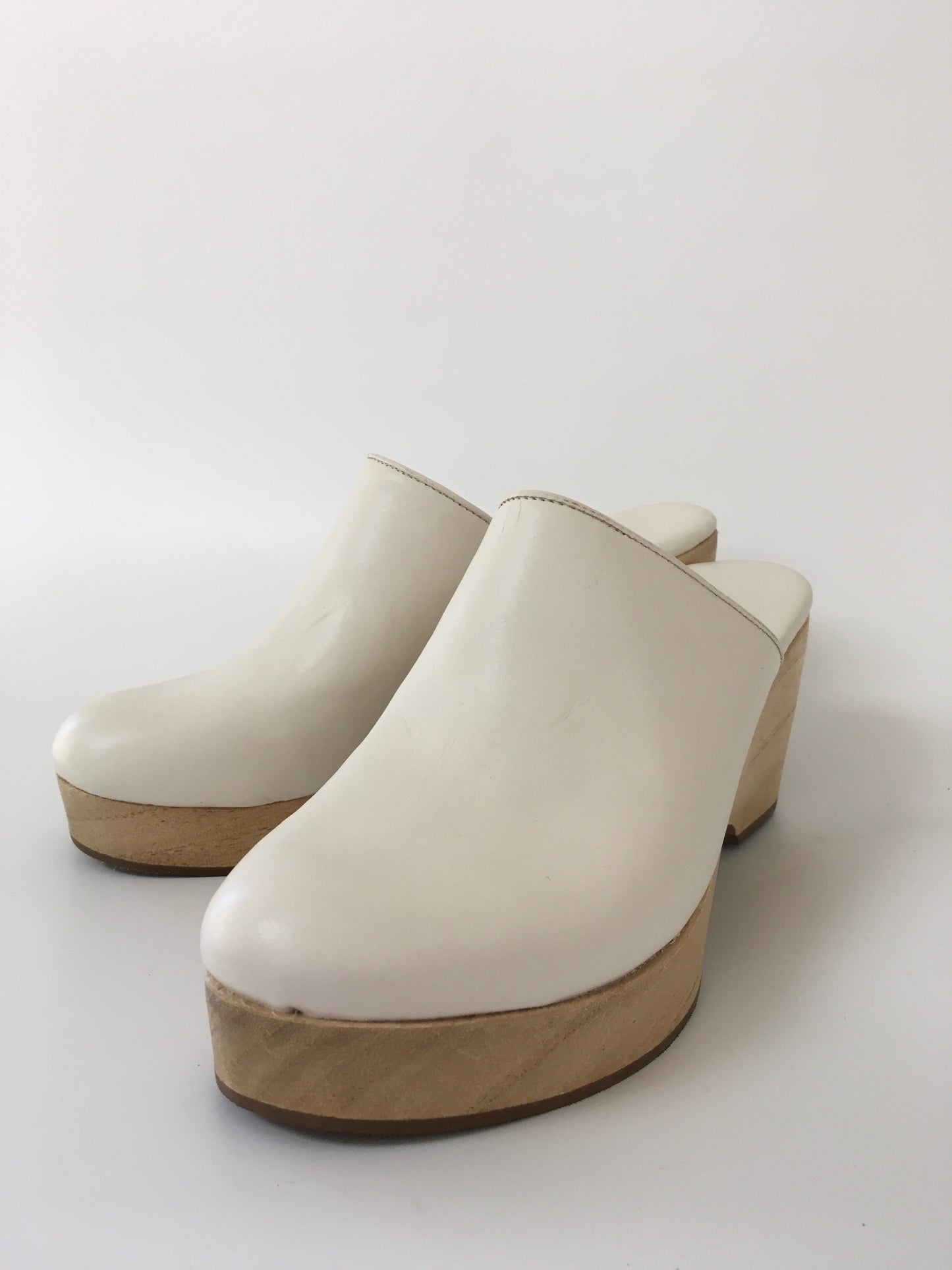 Shoes Heels Wedge By Everlane  Size: 7