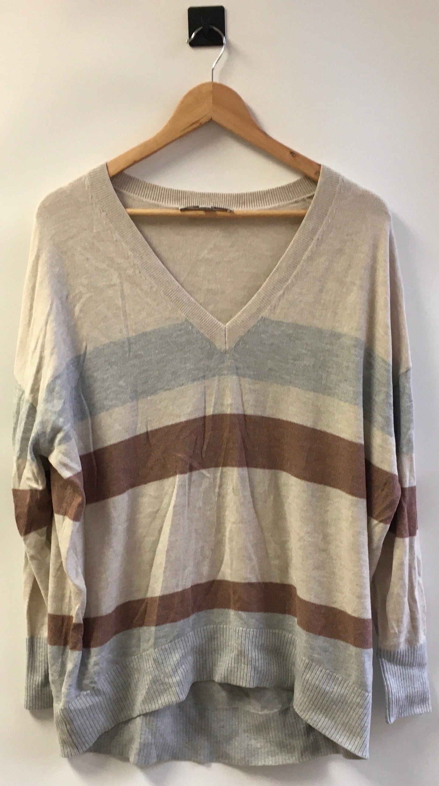 Sweater By Loft  Size: M