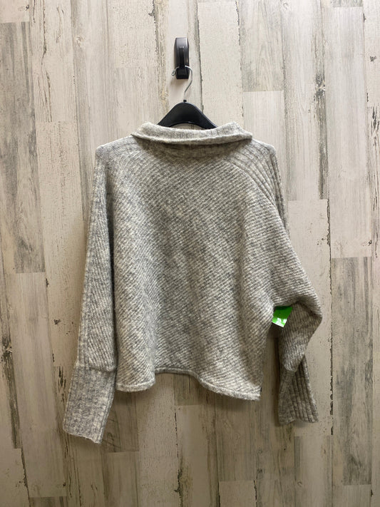 Sweater By Max Studio  Size: S