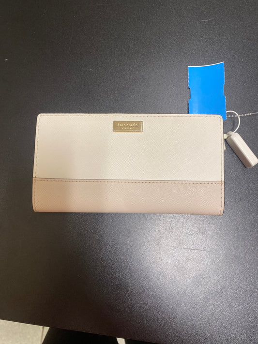 Wallet Designer By Kate Spade  Size: Medium