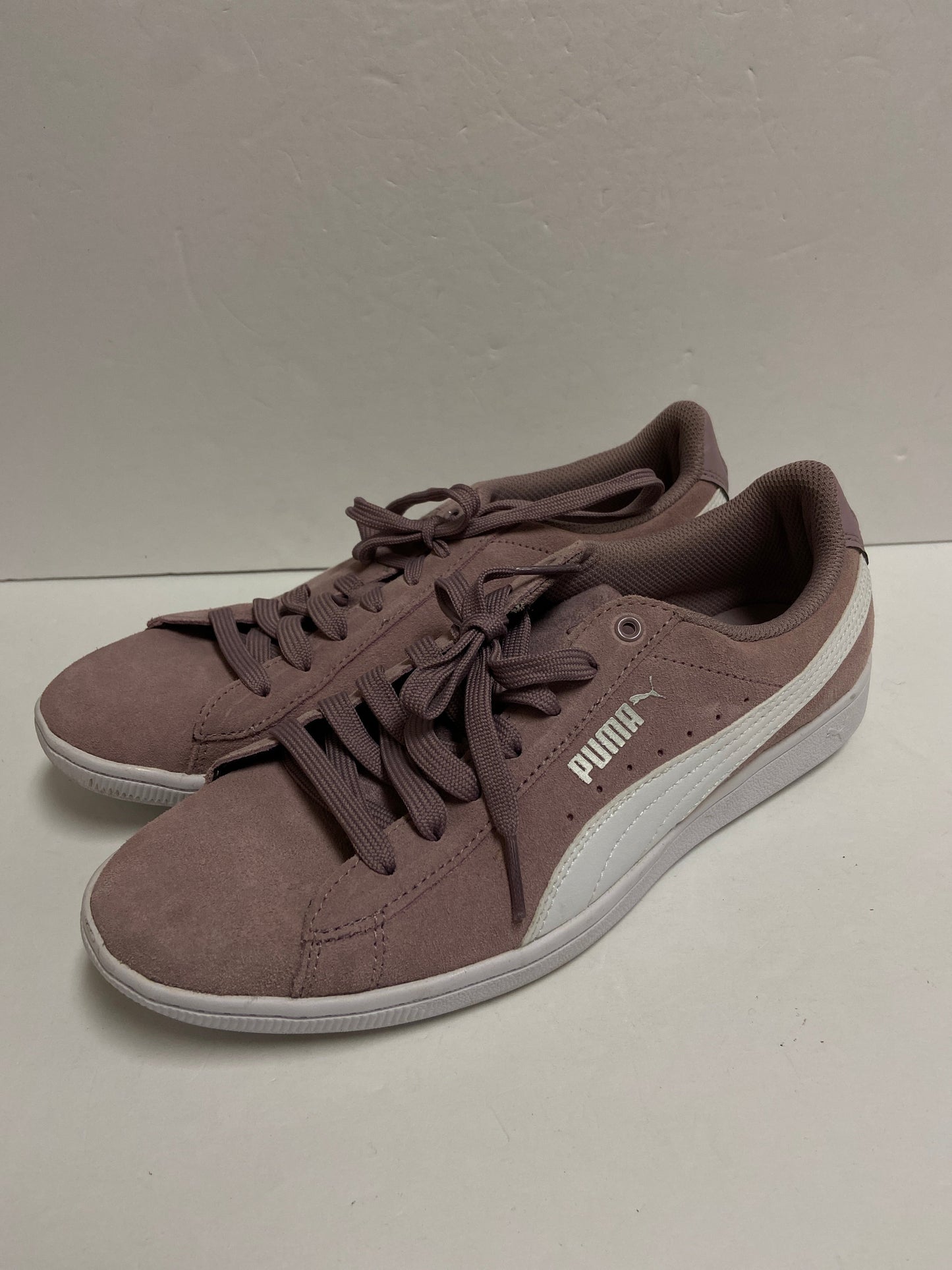Shoes Sneakers By Puma  Size: 9
