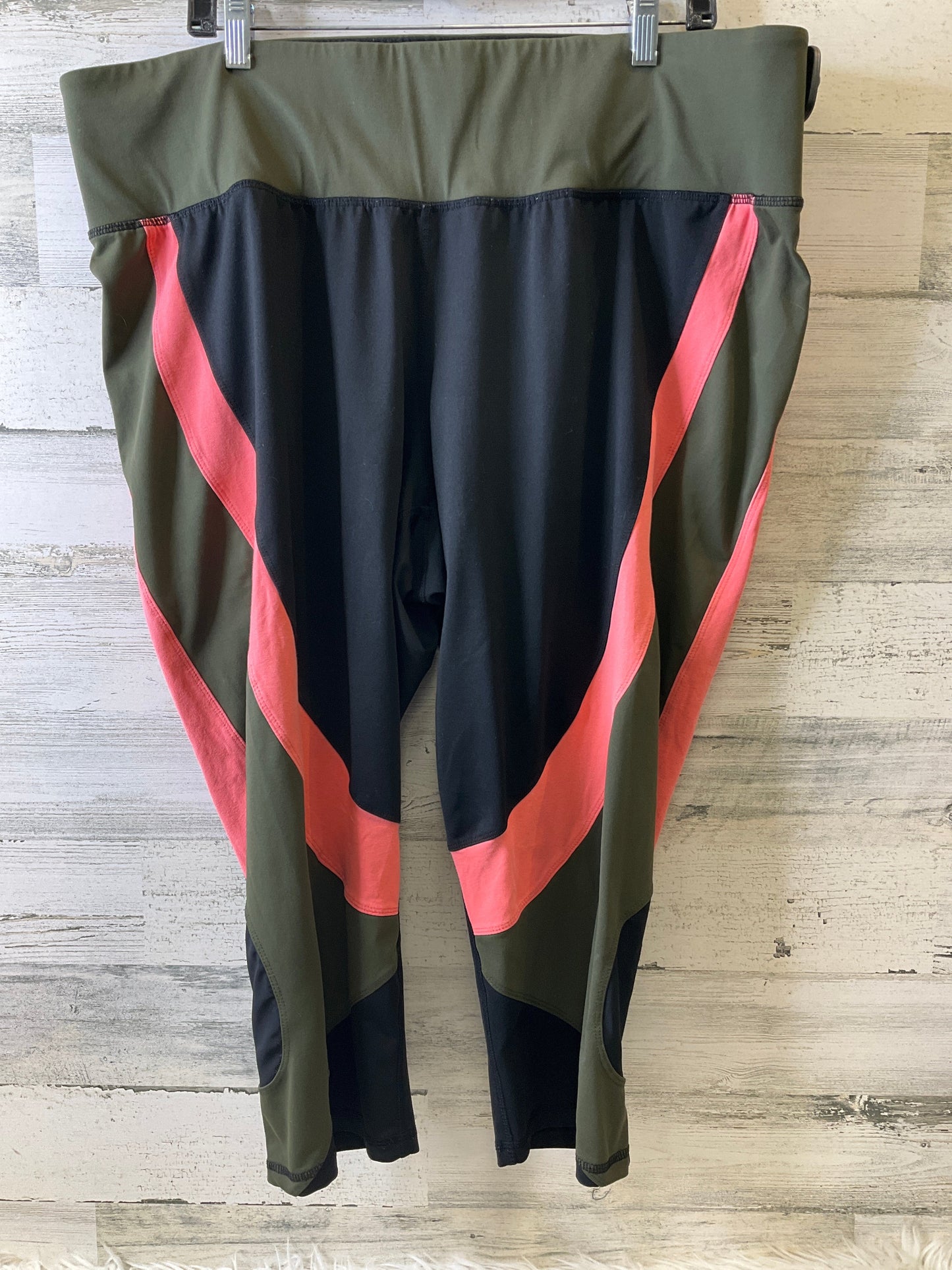 Athletic Capris By Livi Active  Size: 3x