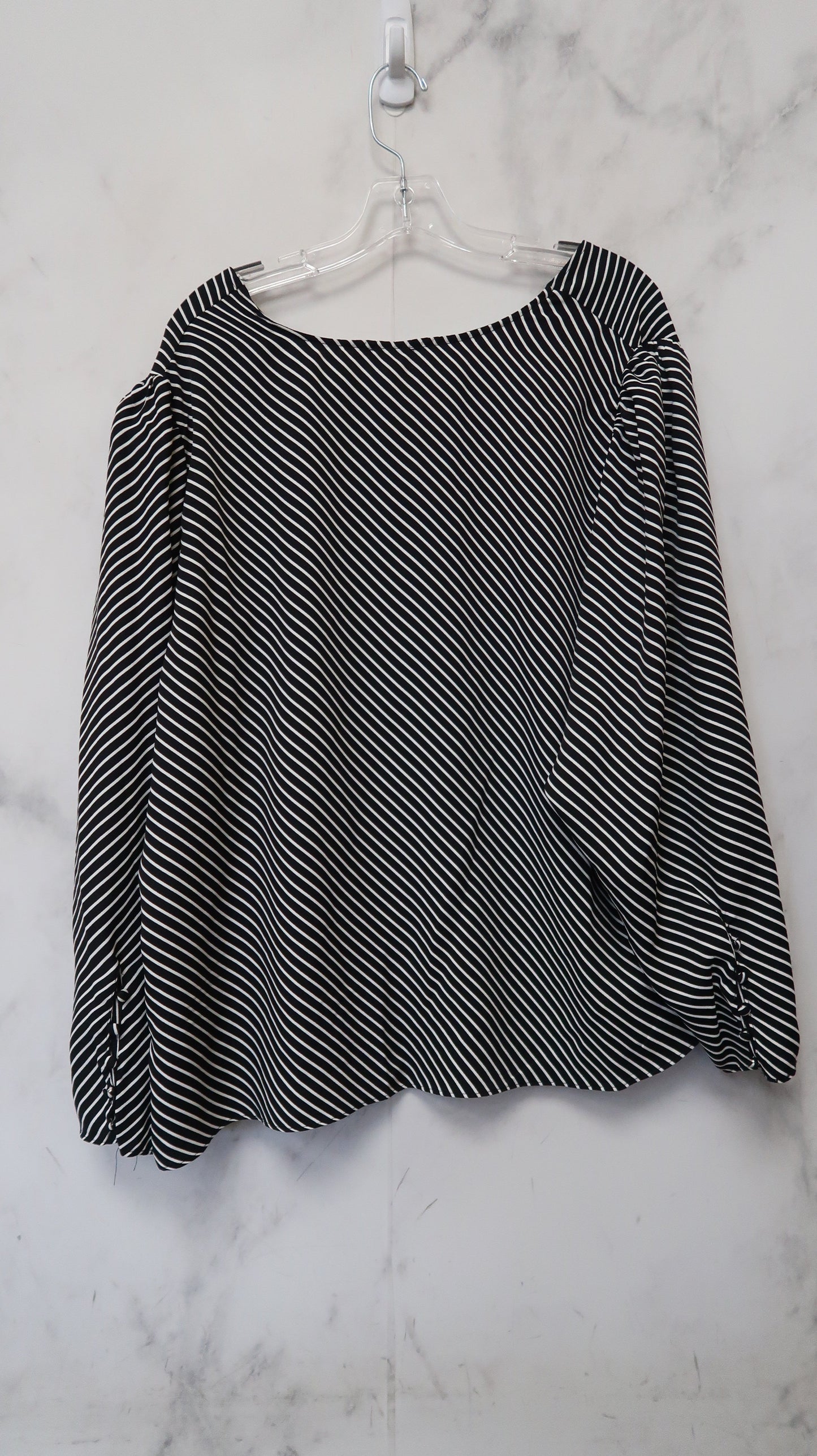 Top Long Sleeve By Vince Camuto  Size: 2x