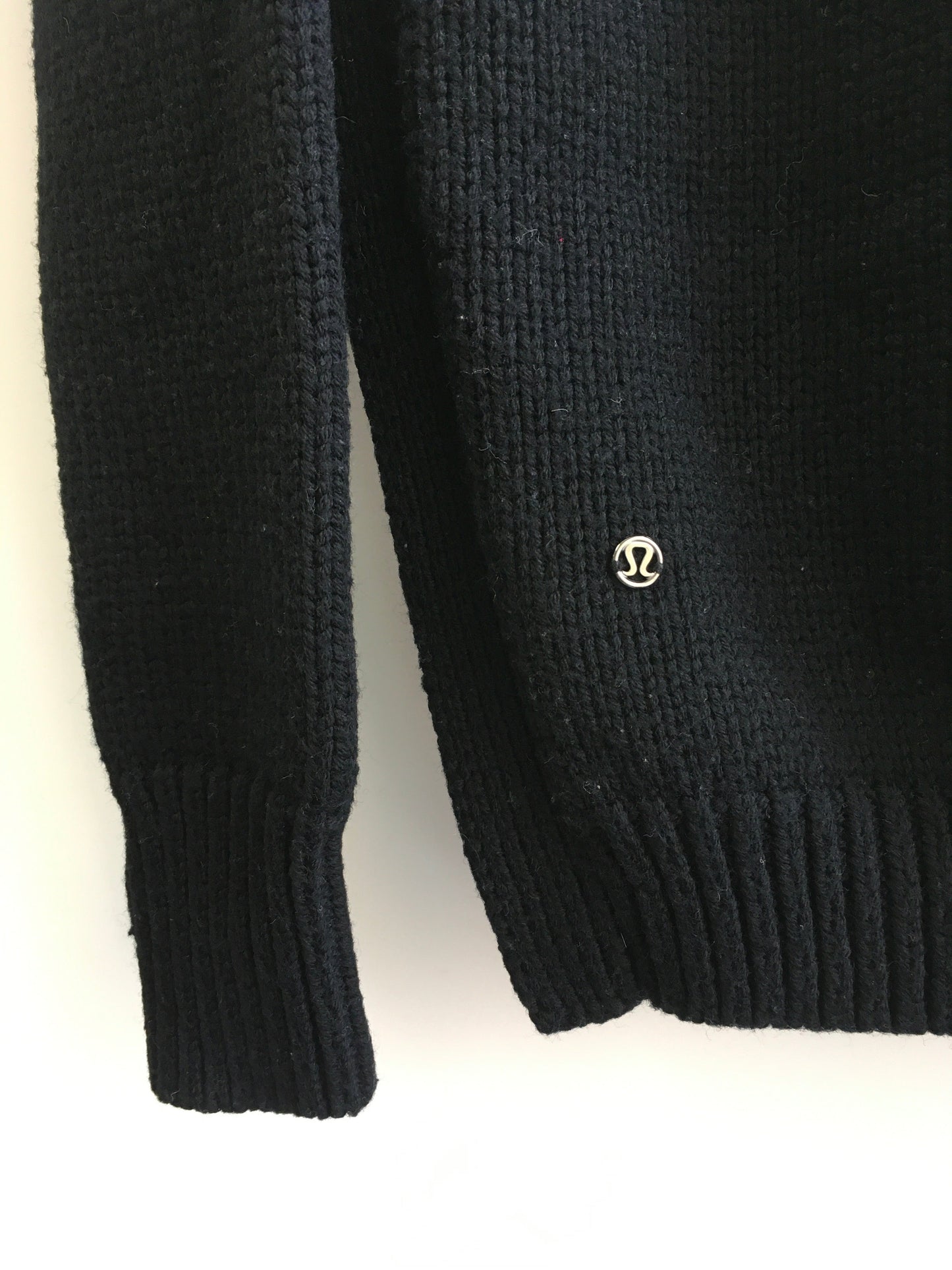 Sweater By Lululemon  Size: 4