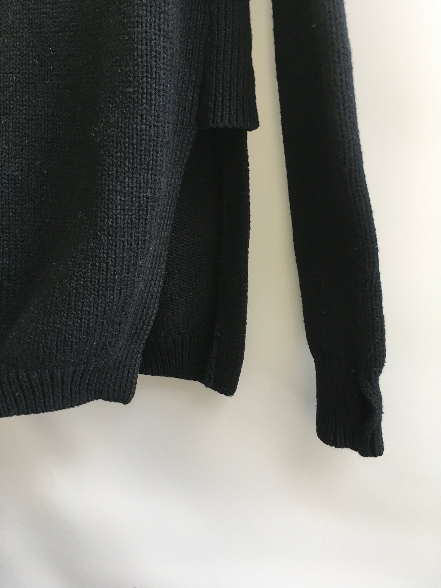 Sweater By Lululemon  Size: 4