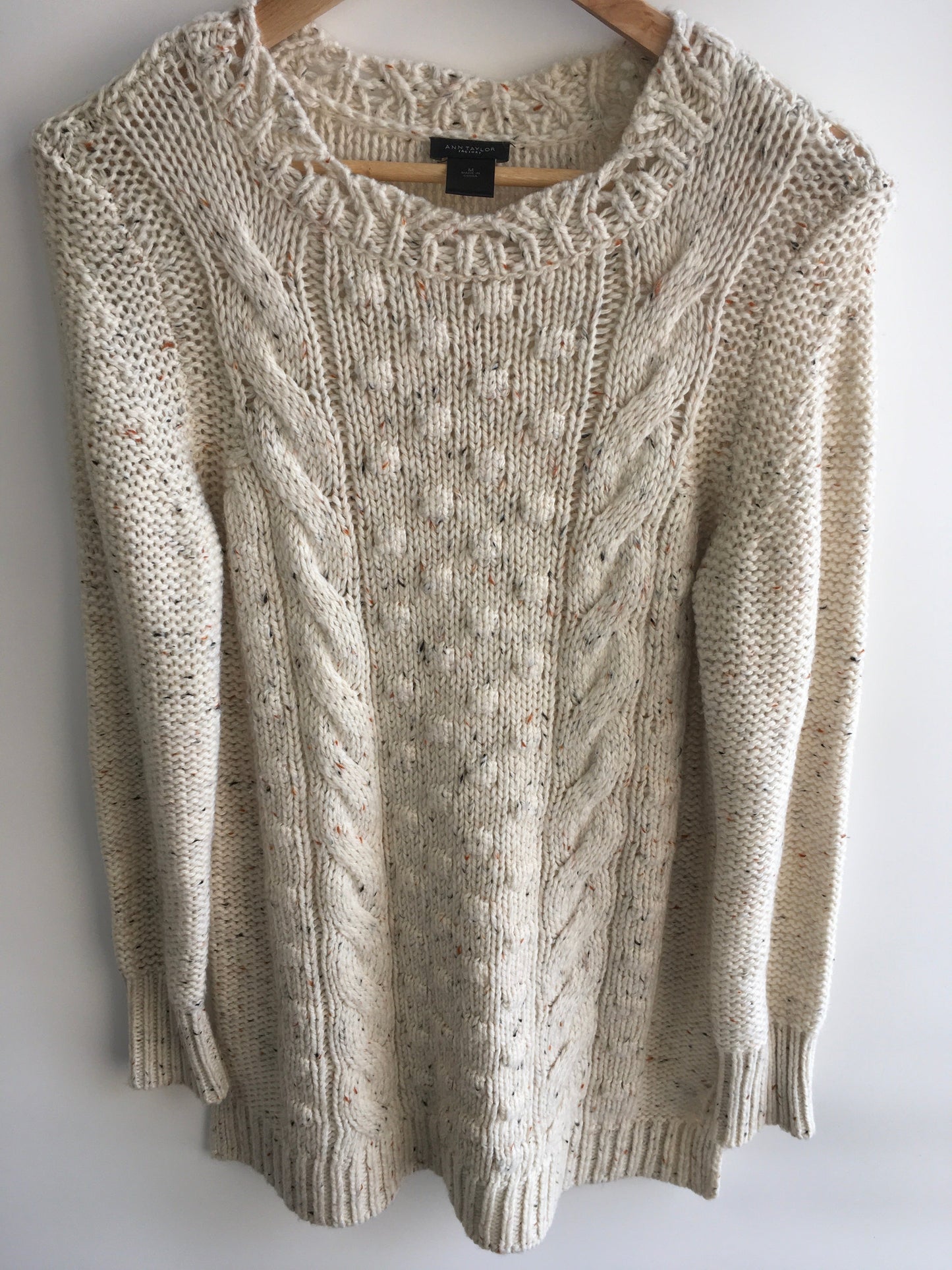 Sweater By Ann Taylor O  Size: M