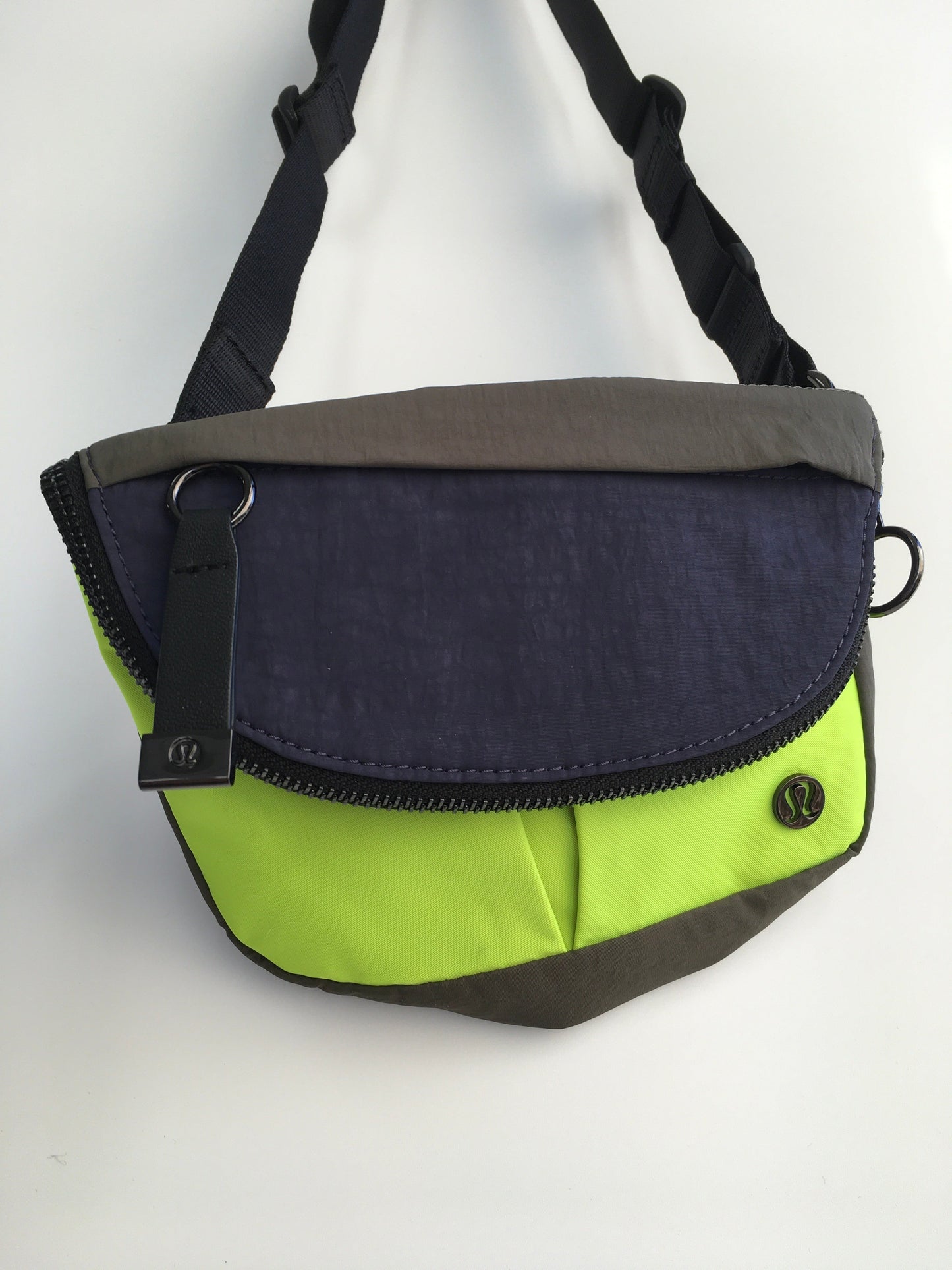 Crossbody By Lululemon  Size: Small