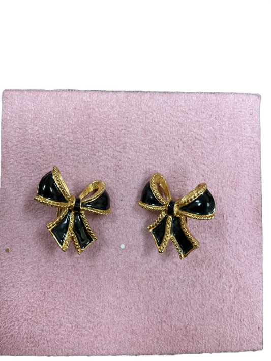 Earrings Clip By Avon