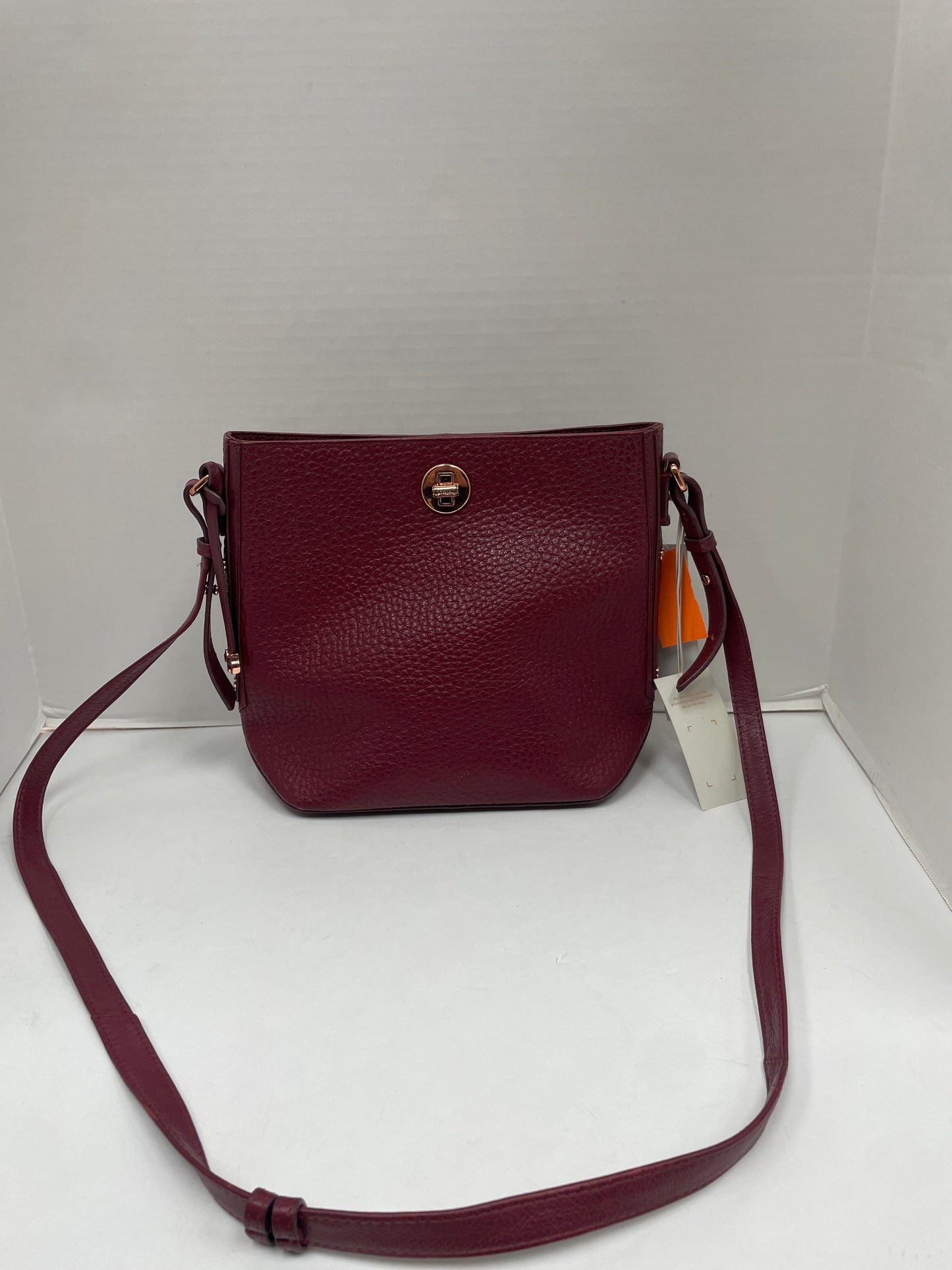 Crossbody Designer By Radley London  Size: Medium