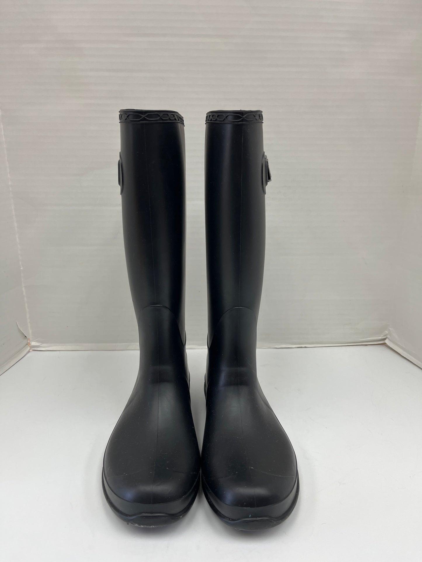Boots Rain By Kamik  Size: 6