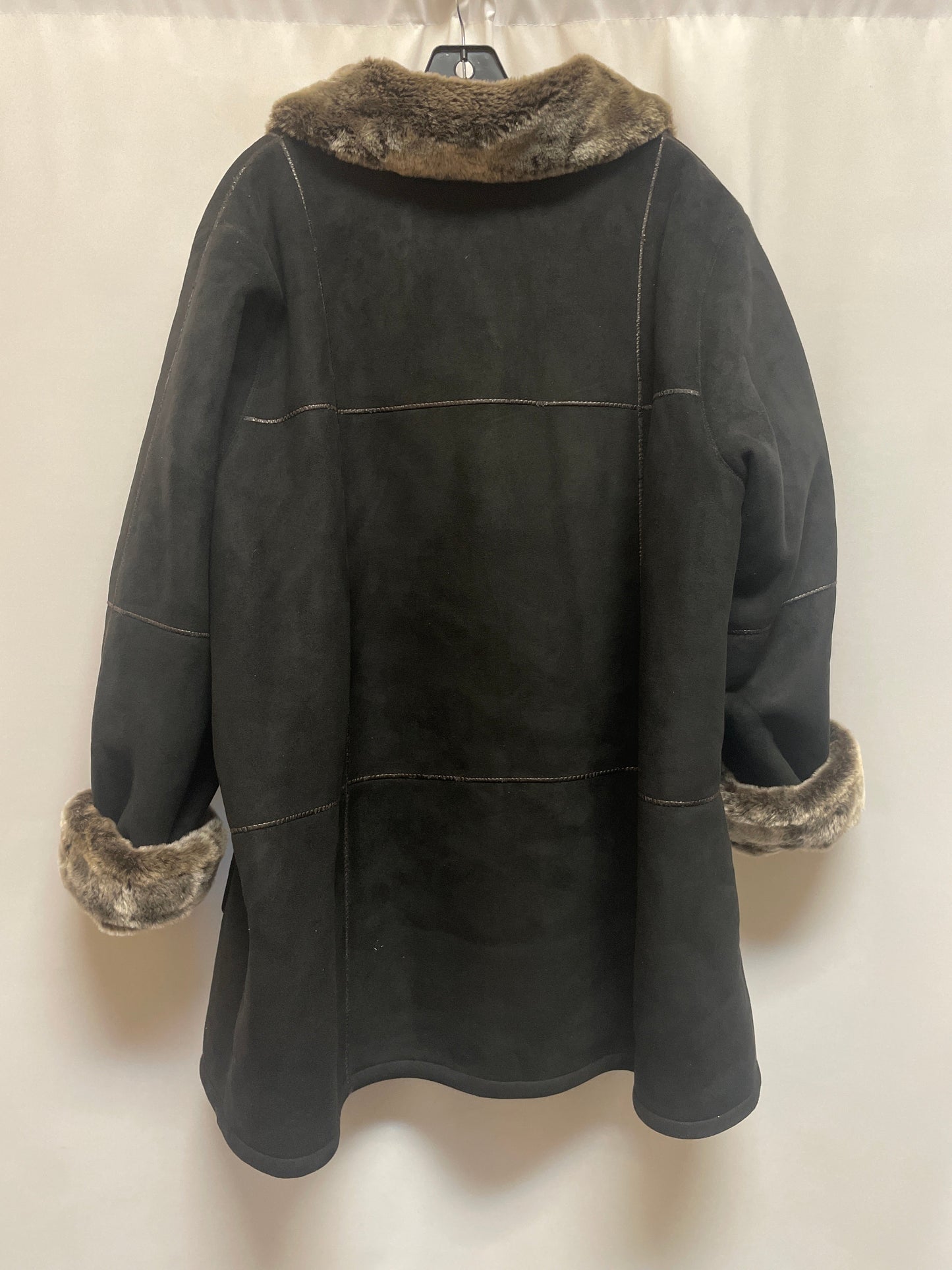 Coat Faux Fur & Sherpa By Gallery  Size: 2x