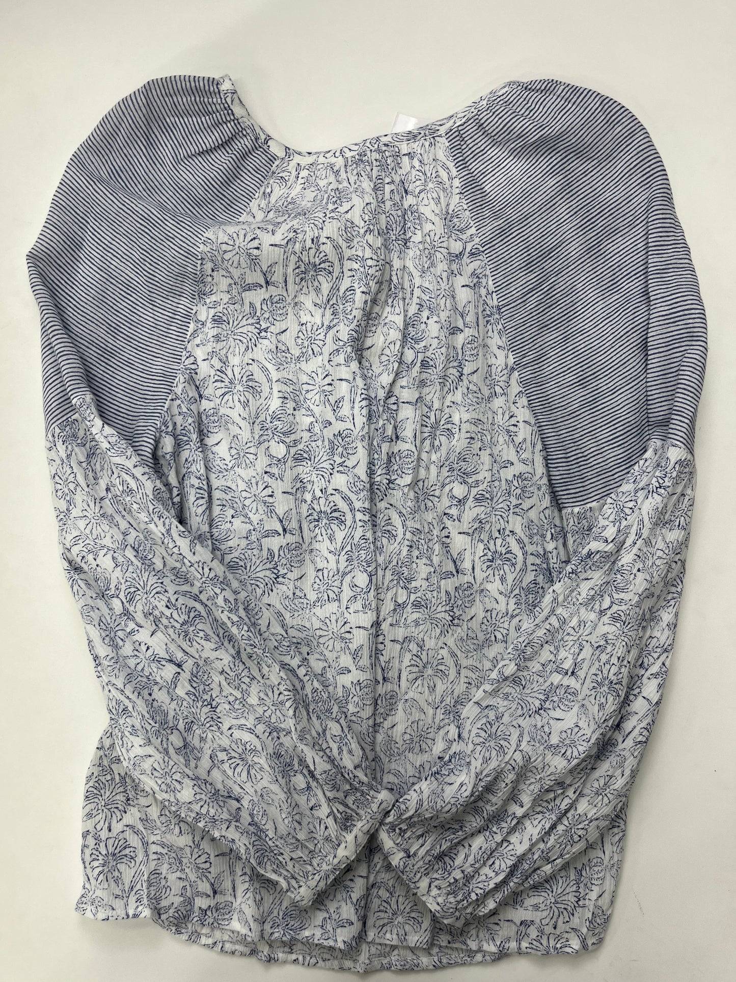 Top Long Sleeve By Lucky Brand  Size: L