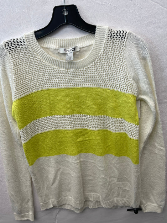 Sweater By Forever 21  Size: S