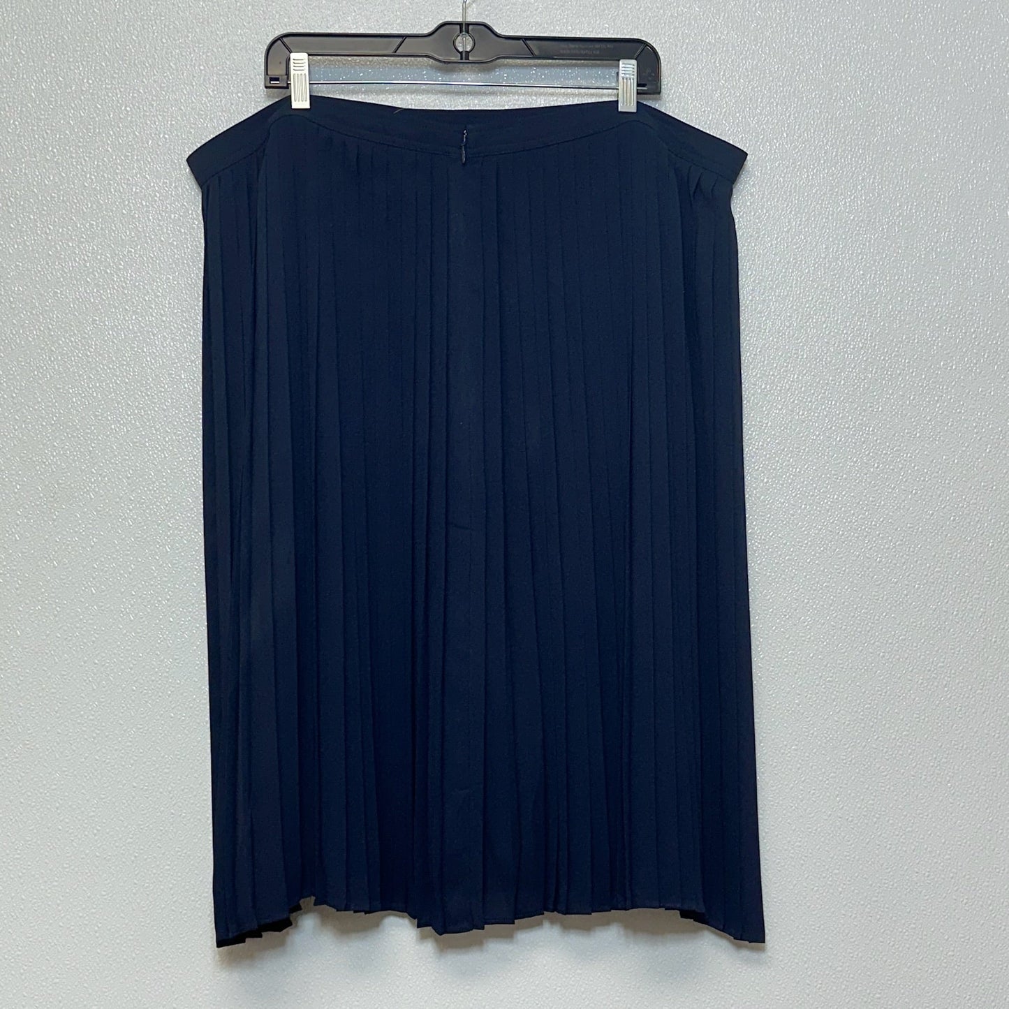 Skirt Midi By J Crew  Size: 20