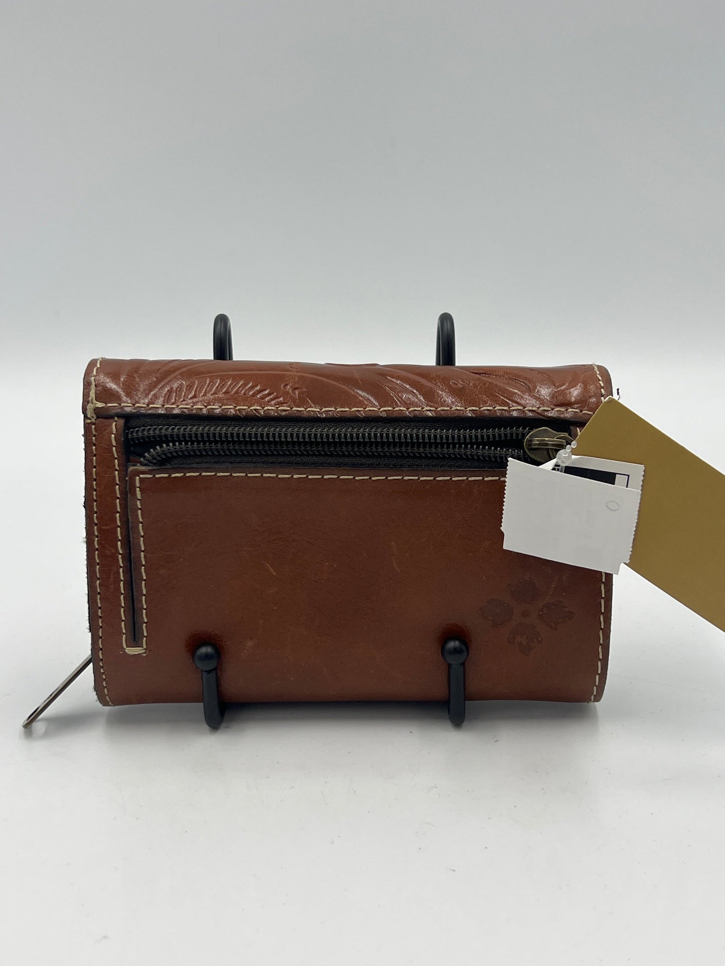 Wallet Designer By Patricia Nash  Size: Medium
