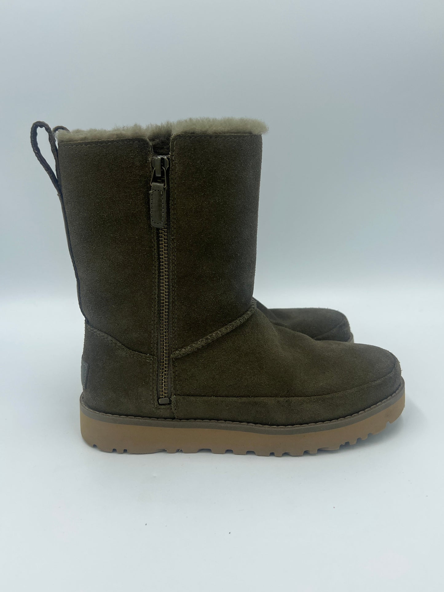 Boots Designer By UGG  Size: 5