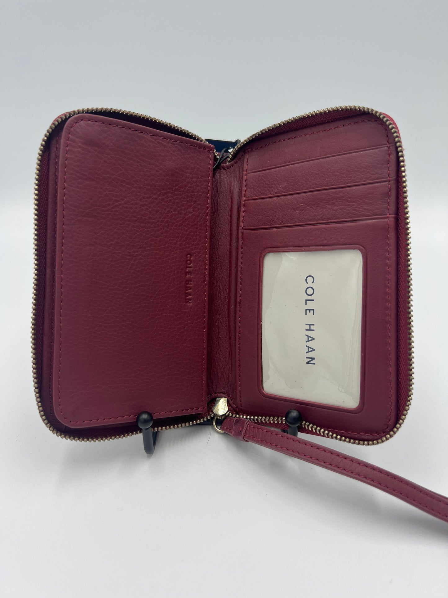 New! Wristlet / Wallet Designer By Cole-haan