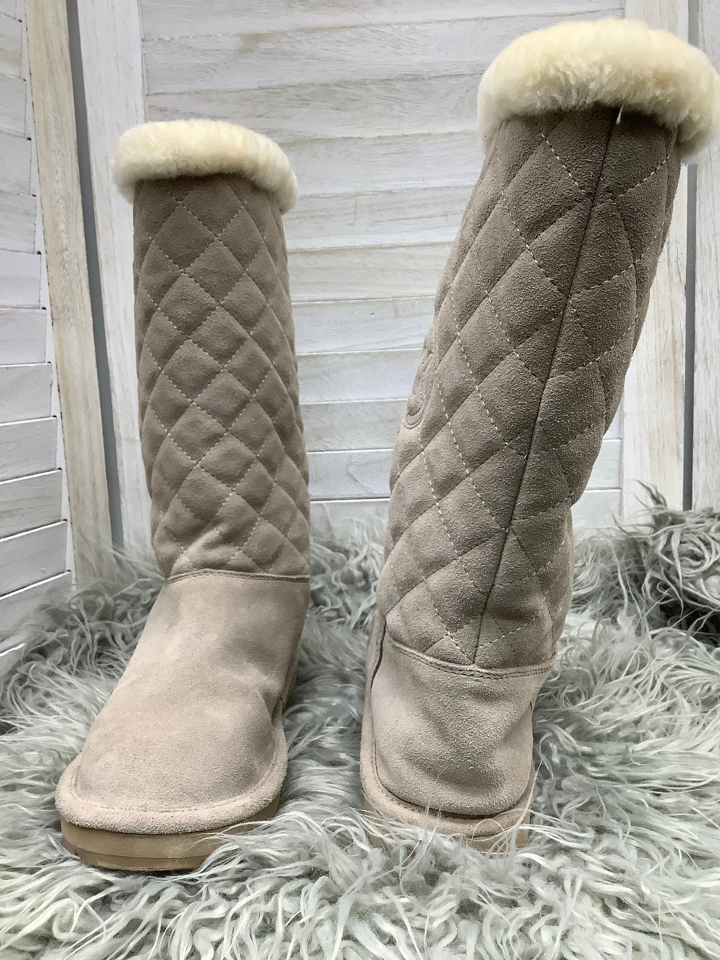 Boots Snow By Michael By Michael Kors  Size: 8