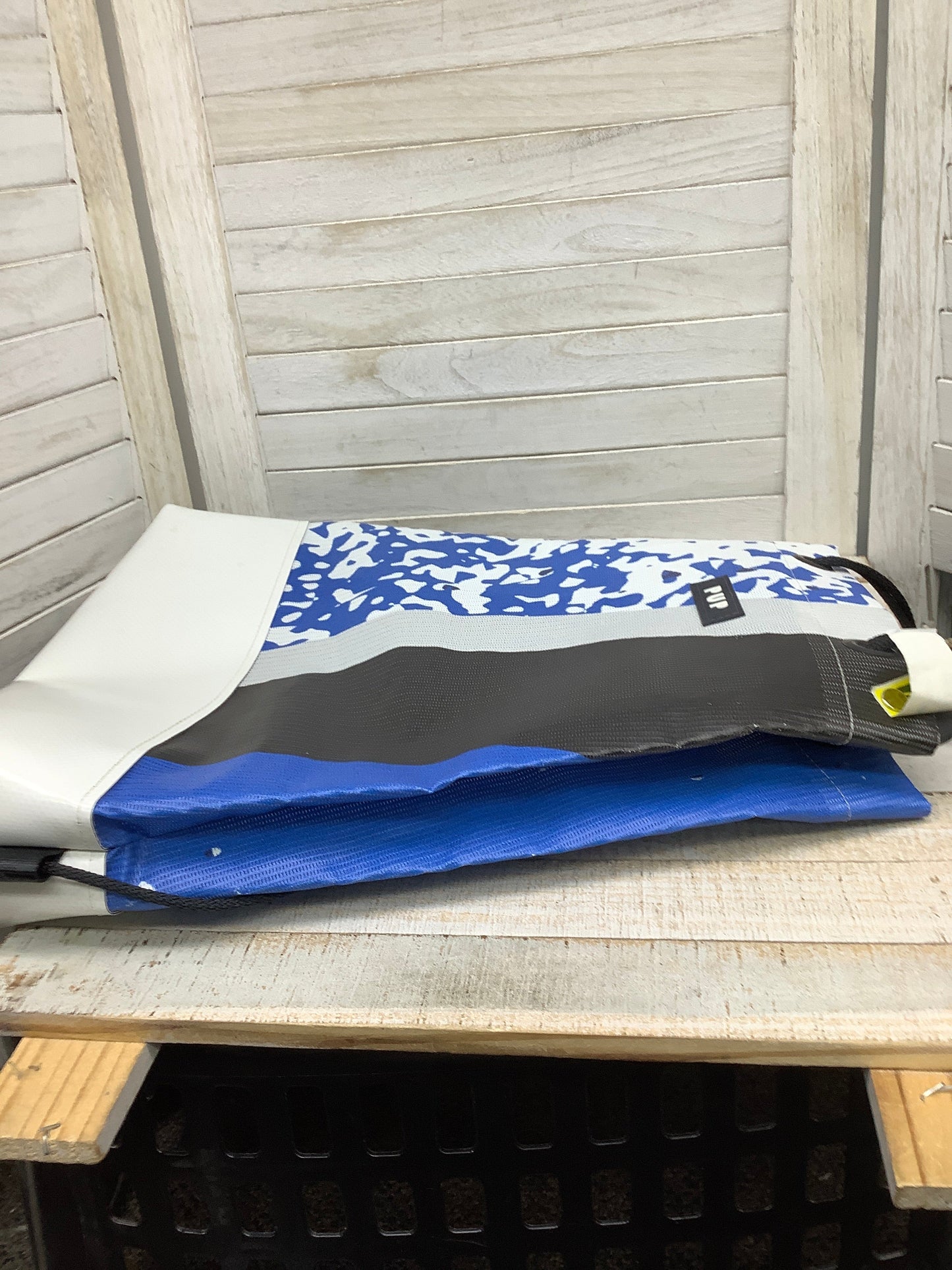 Backpack By Clothes Mentor  Size: Medium