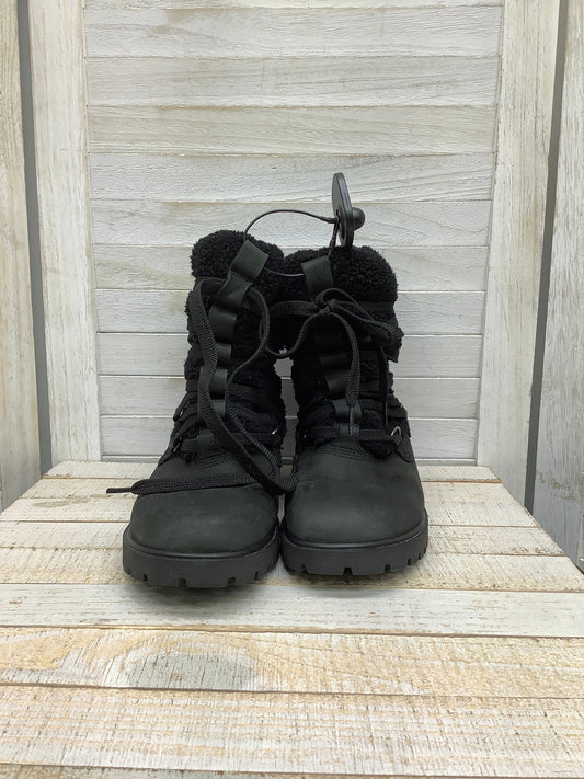 Boots Hiking By Timberland  Size: 8