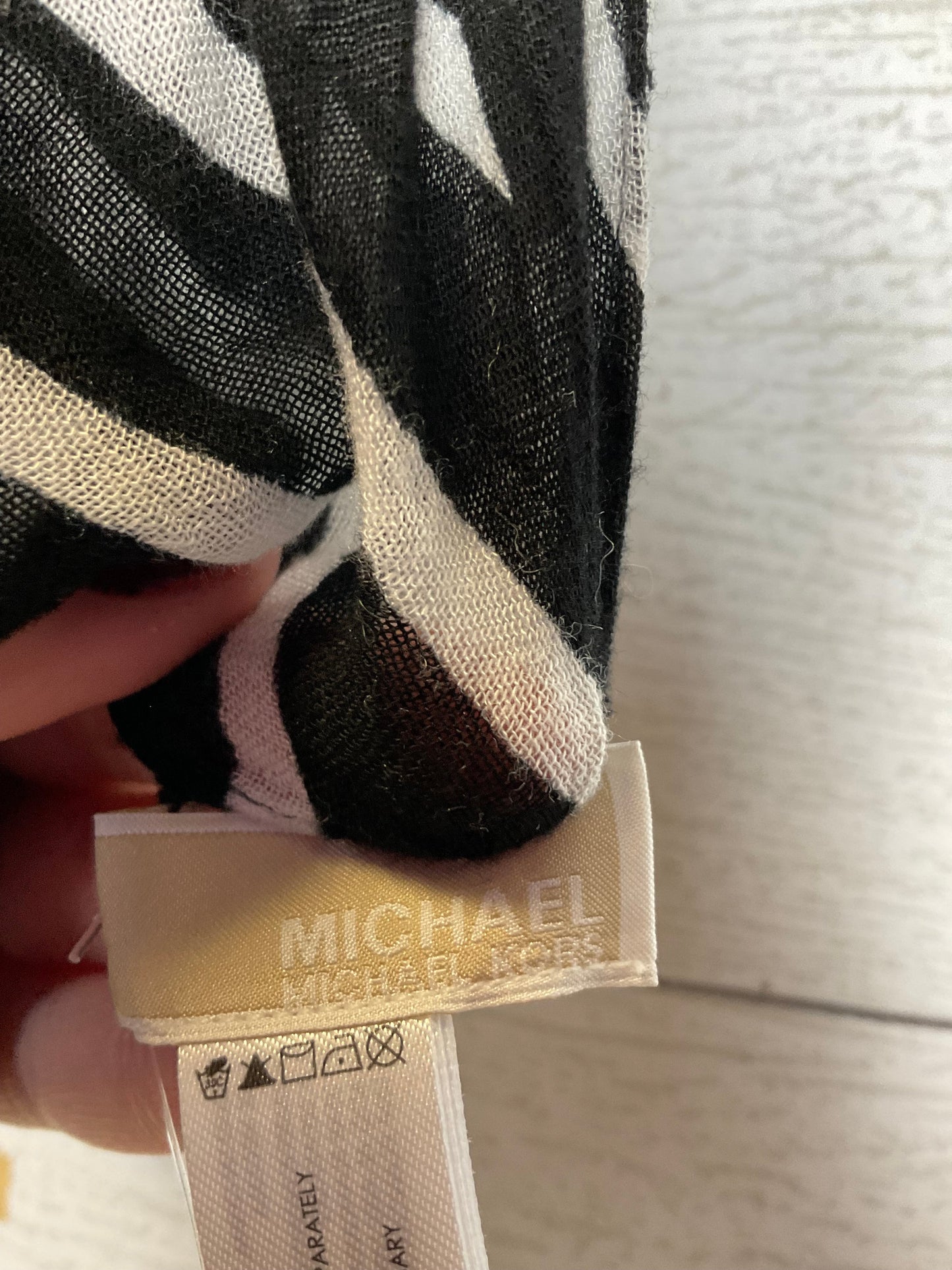 Scarf Long By Michael By Michael Kors