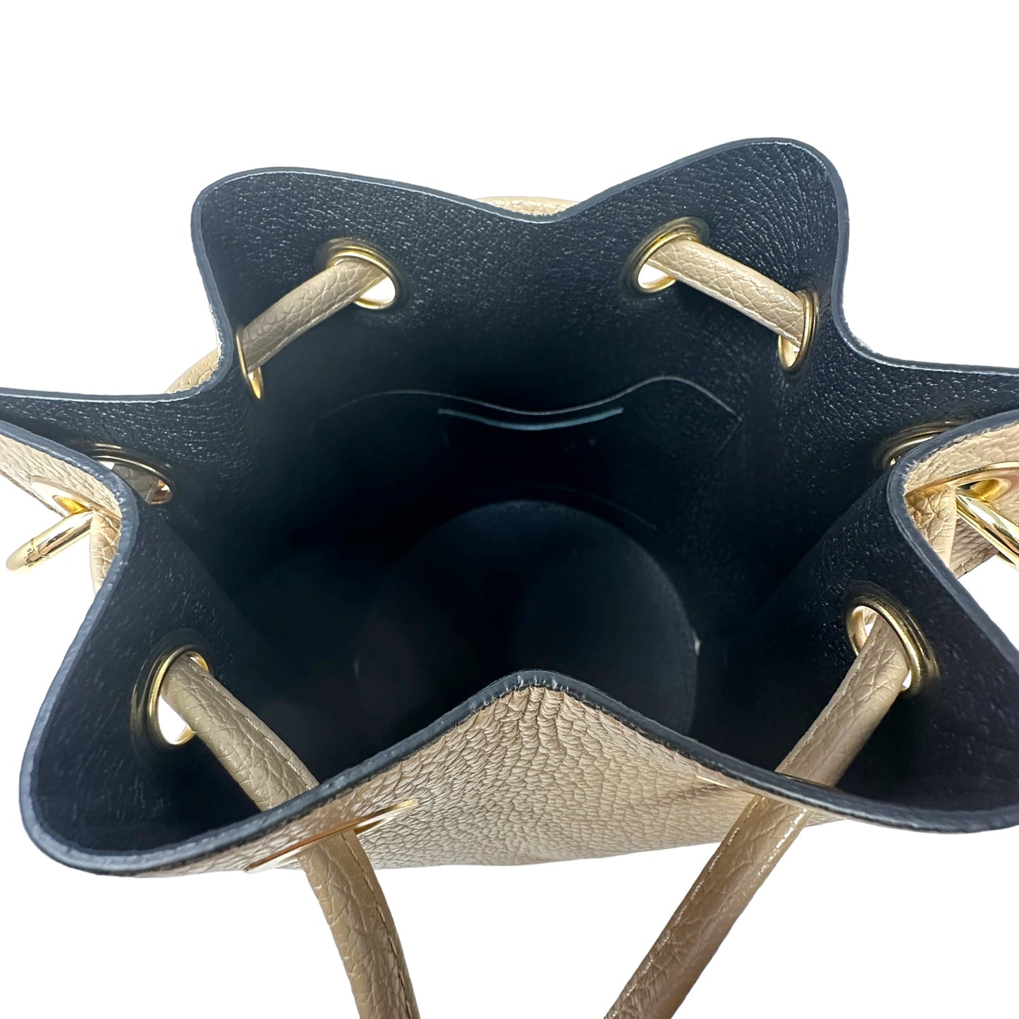 Alcina Italian Leather Bucket Bag Designer By Divas Bag  Size: Small