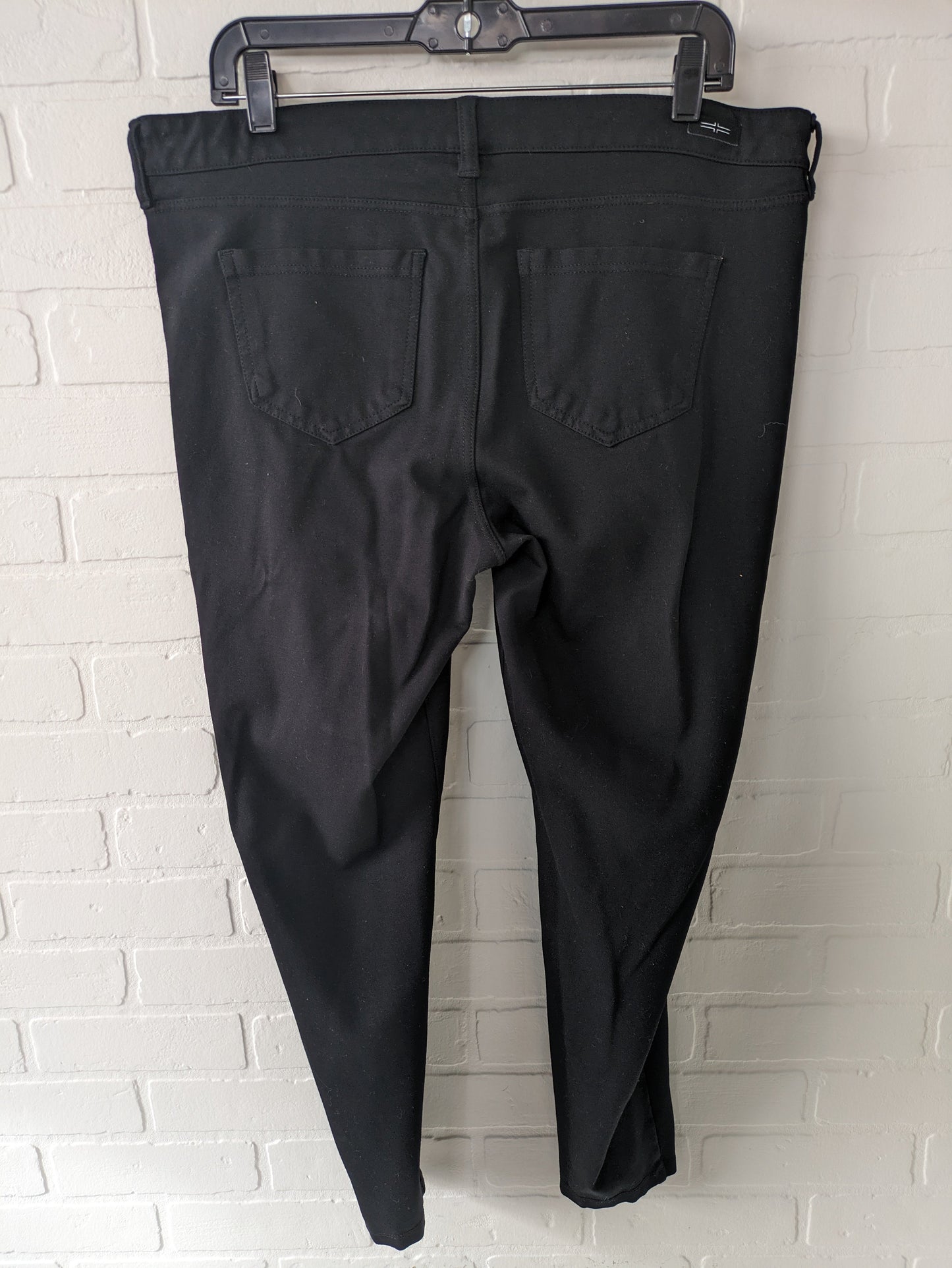 Pants Ankle By Liverpool  Size: 16
