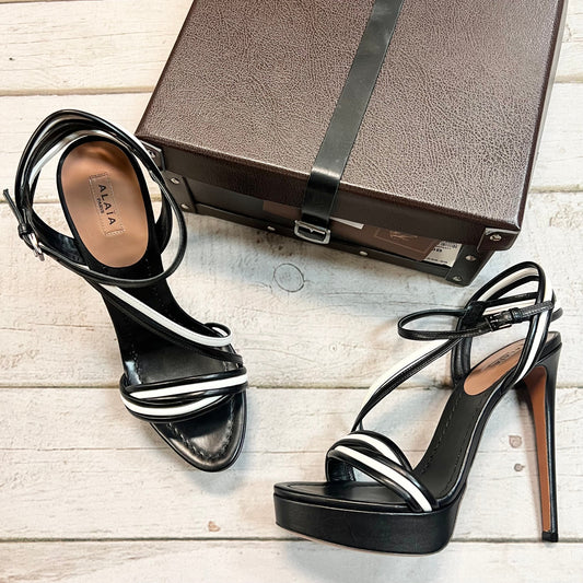 Sandals Luxury Designer By Alaia Size: 8.5