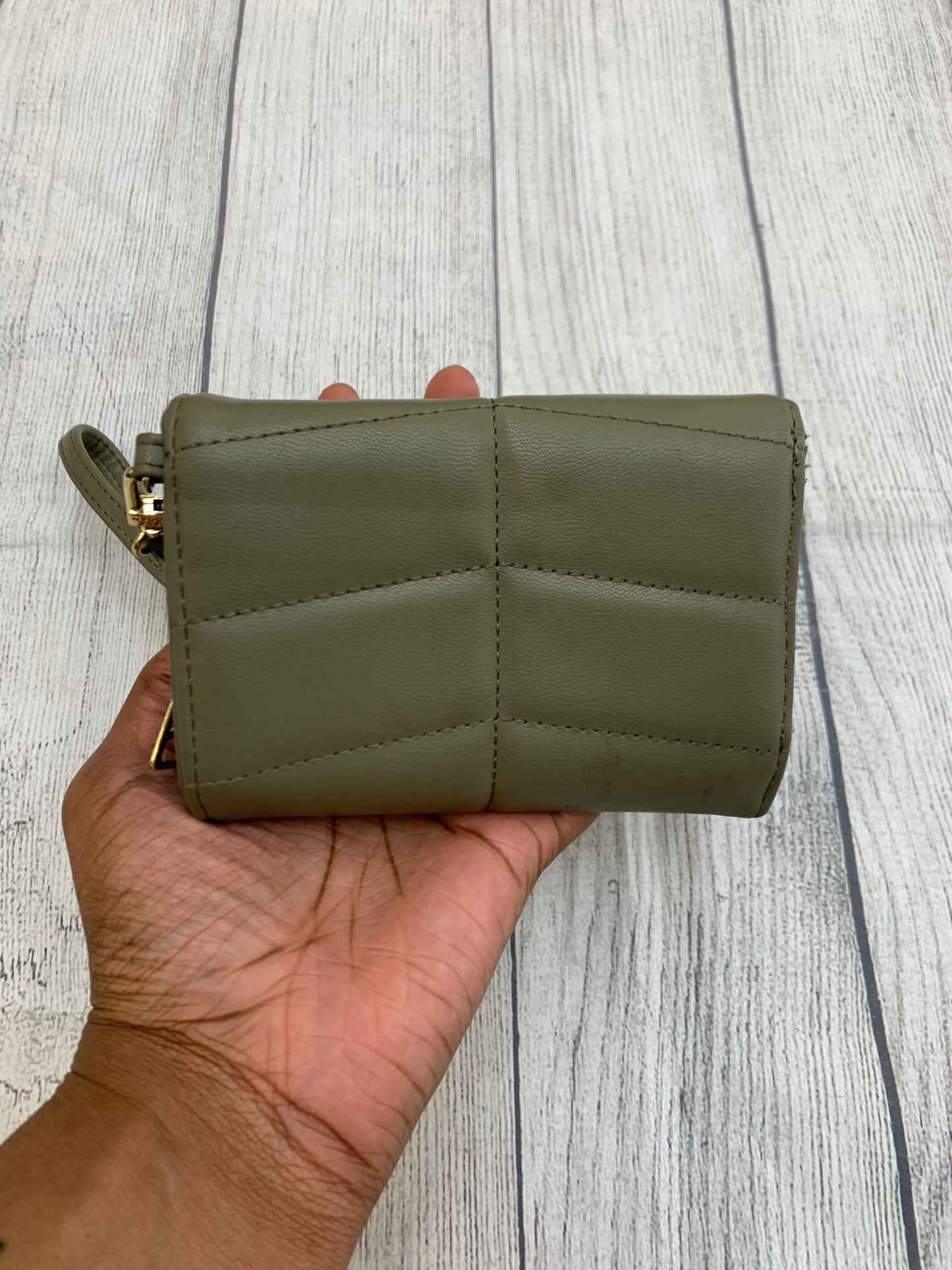 Wallet By Steve Madden  Size: Medium