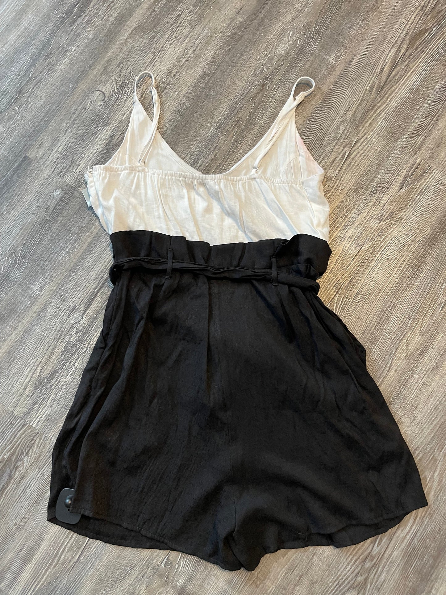 Romper By Ee Some  Size: L