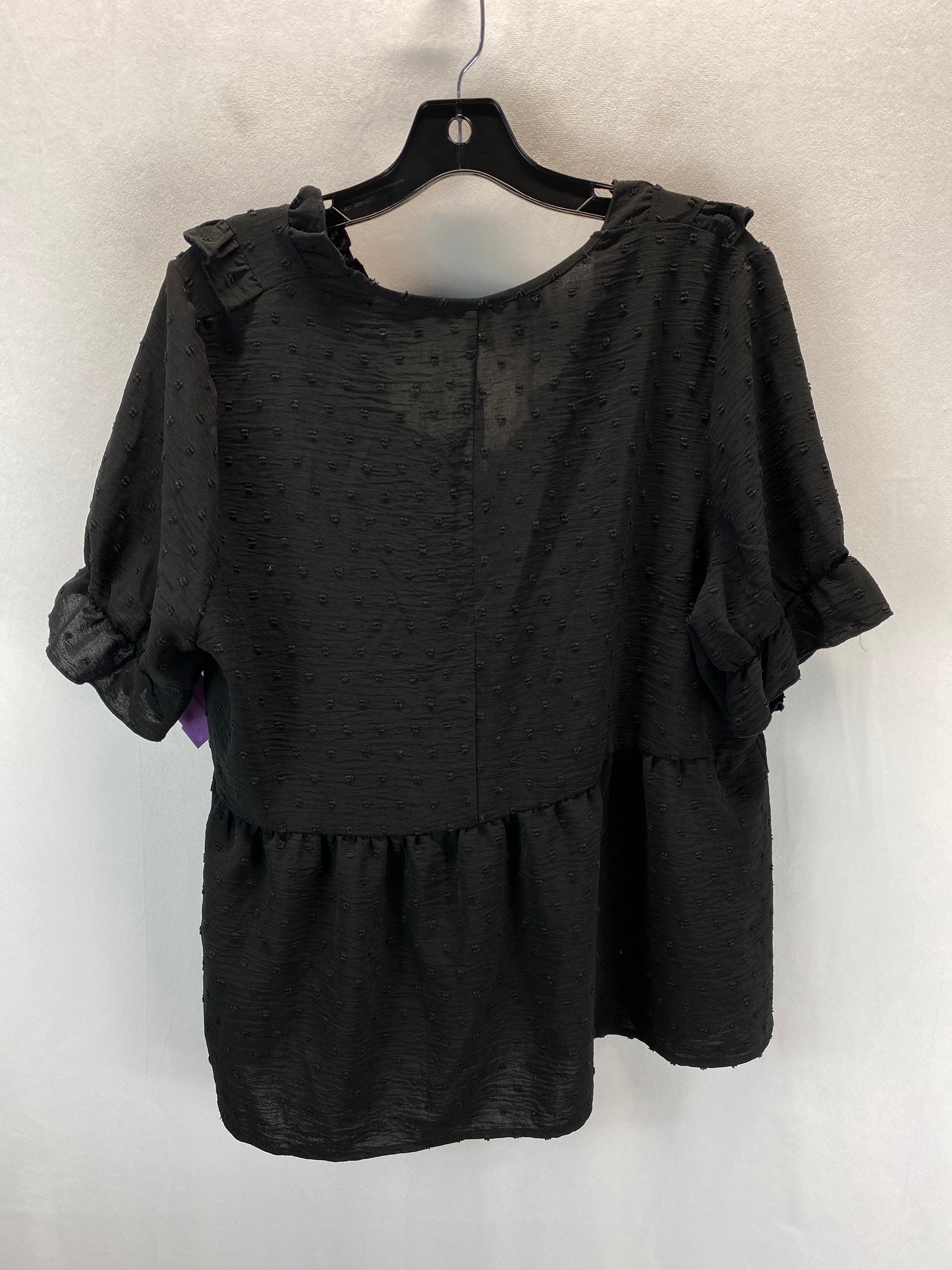 Top Short Sleeve By Shein  Size: 1x